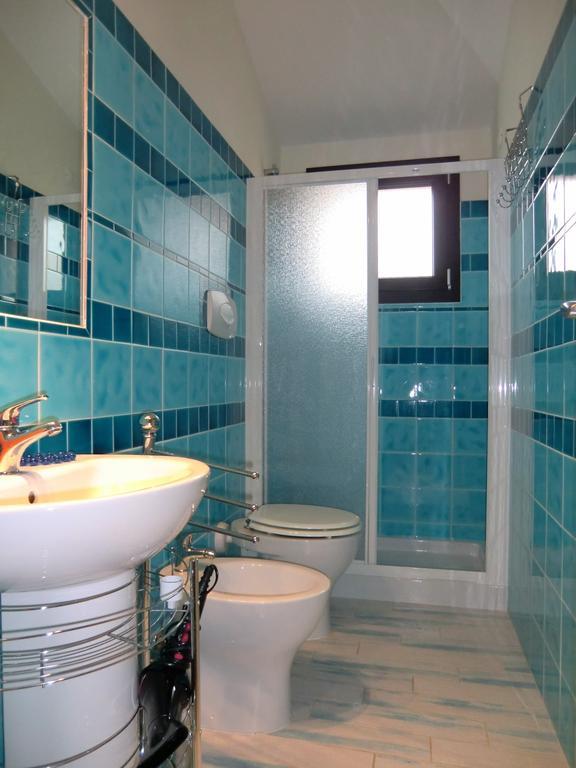 La Casa Felice Appartamenti Chia Kamer foto